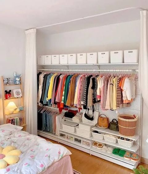 Bedroom Closet Guide: Planning Storage Solutions for Organized Living Spaces
