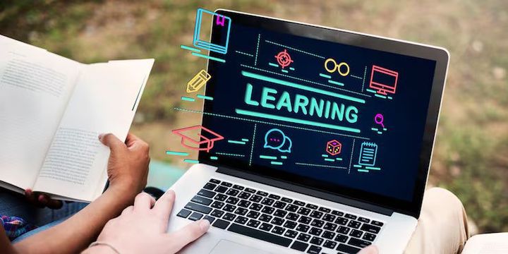 Digital Education Guide: Understanding Modern Learning Systems and Trends